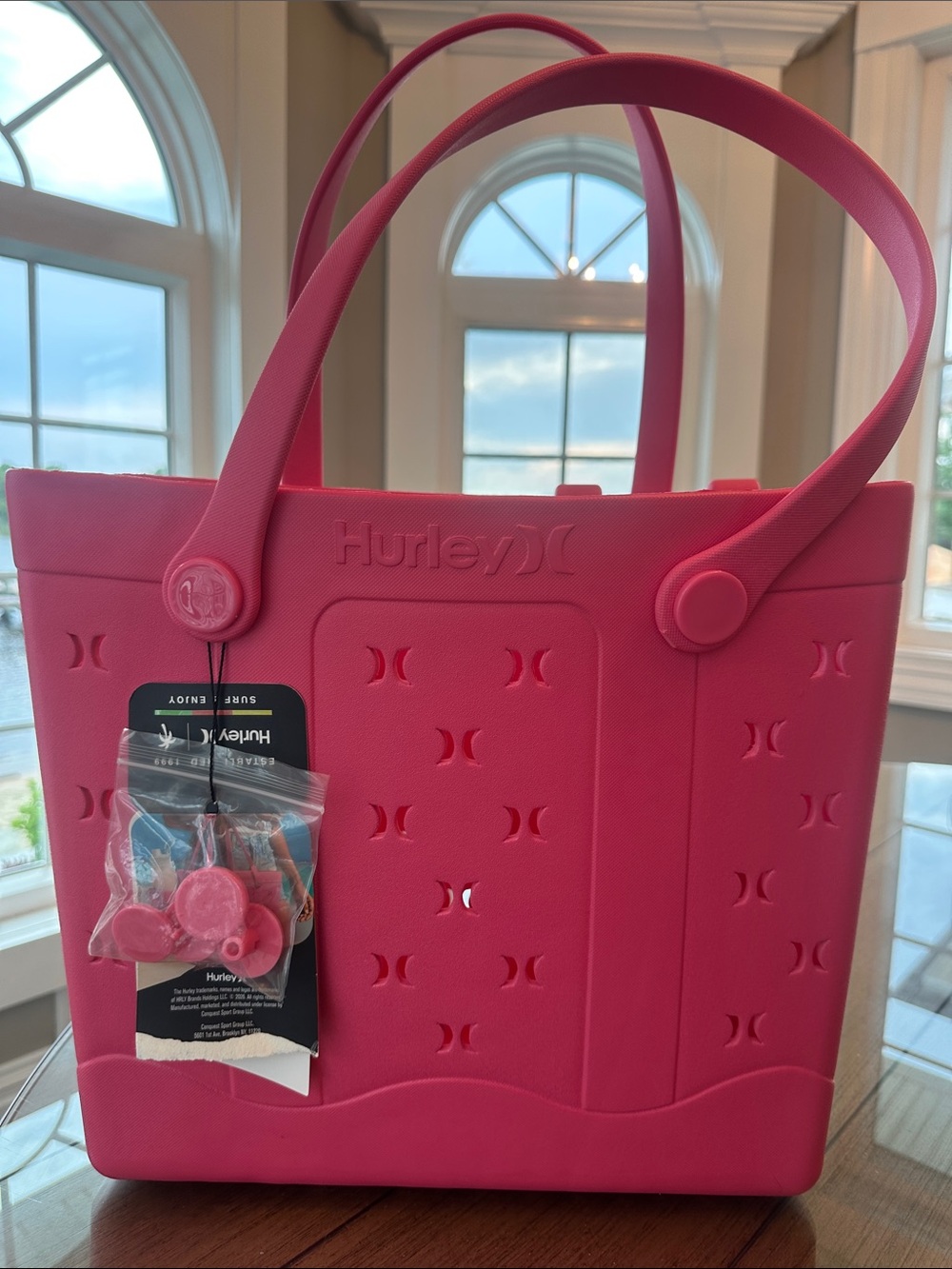 Hurley Bright Pink Neoprene Tote with Removable Cup Holder - Picture 2 of 3